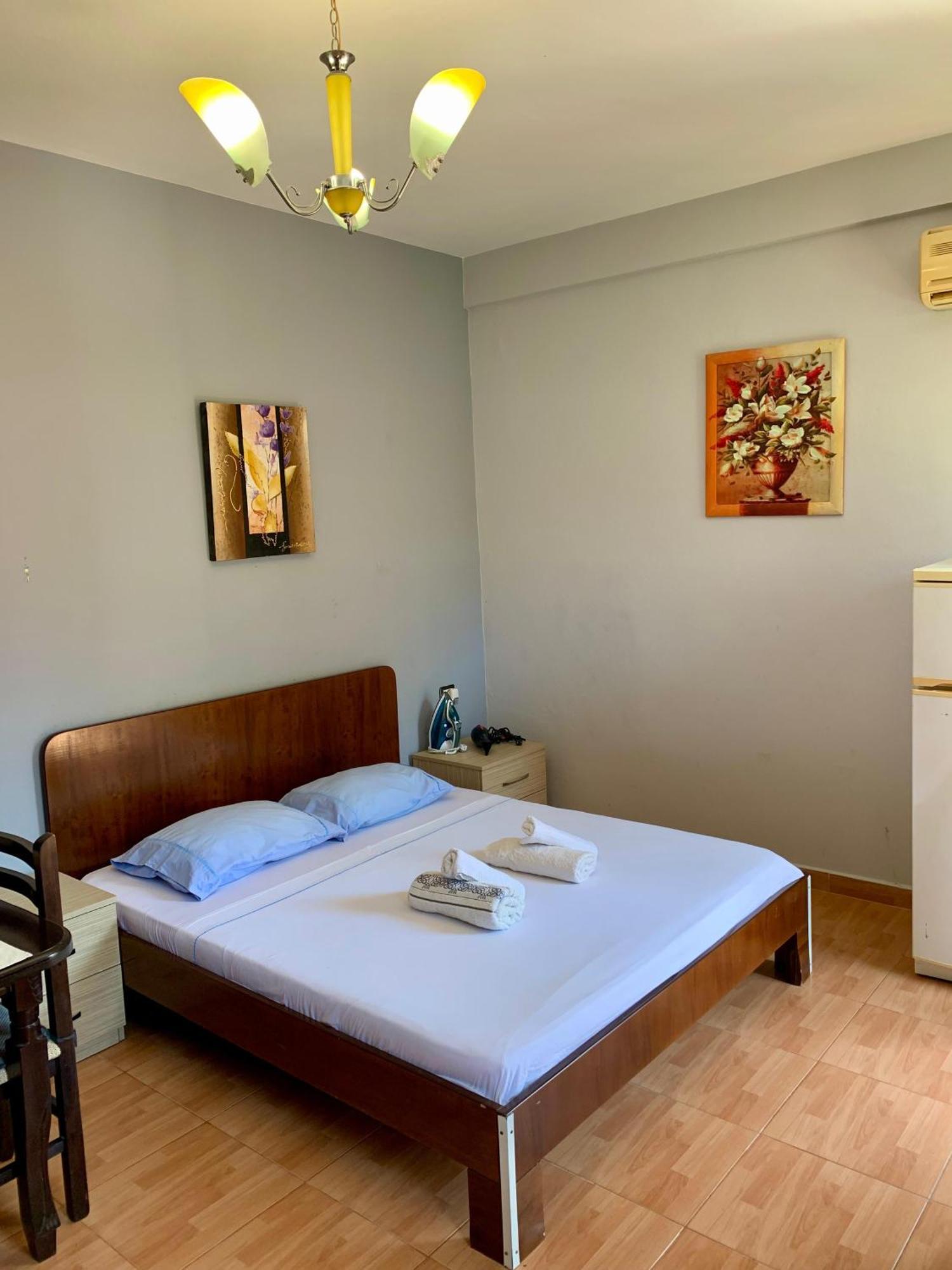 Gazi's For Rent Apartment *